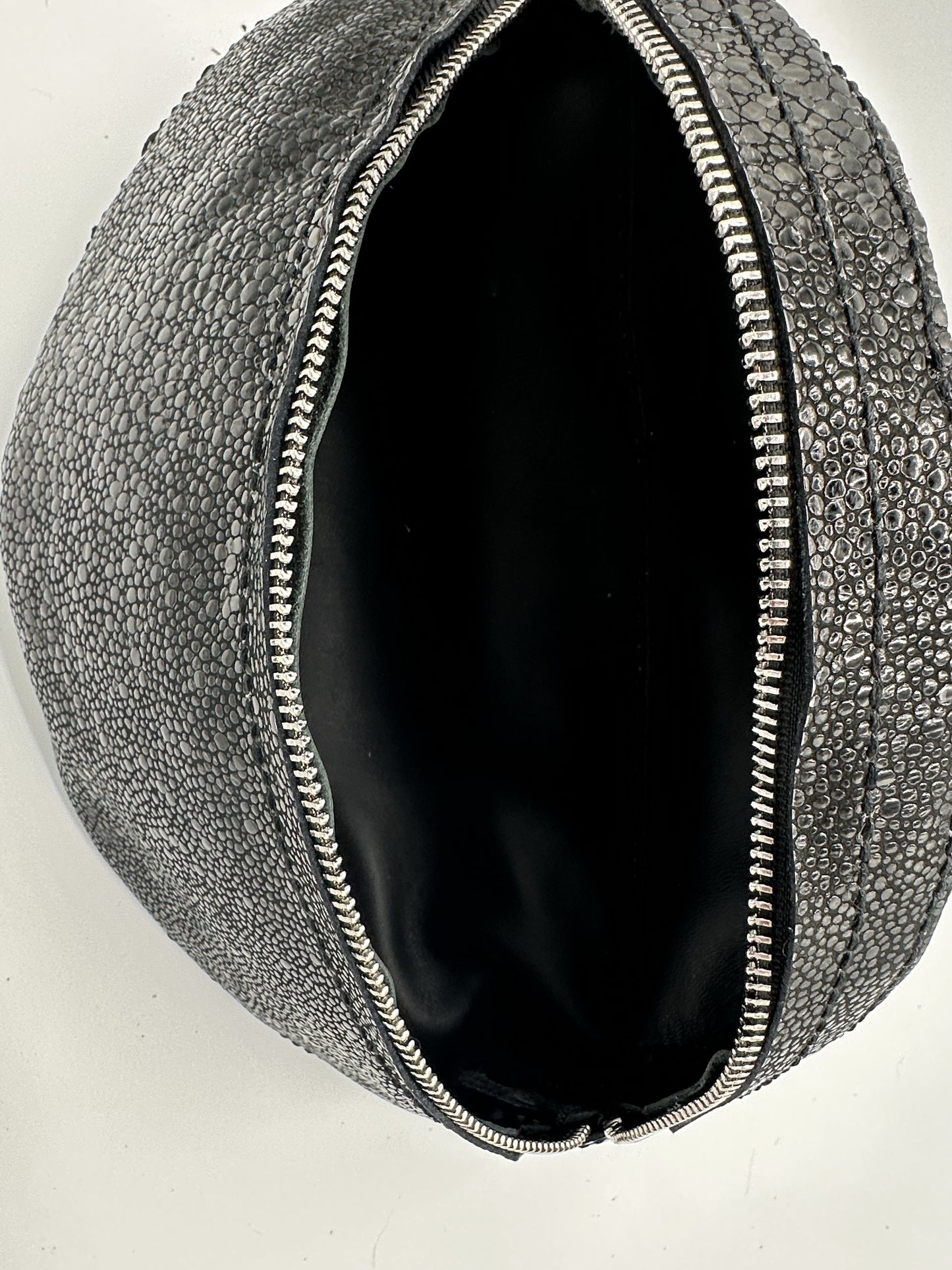 Stingray embossed sling bag/waist bag