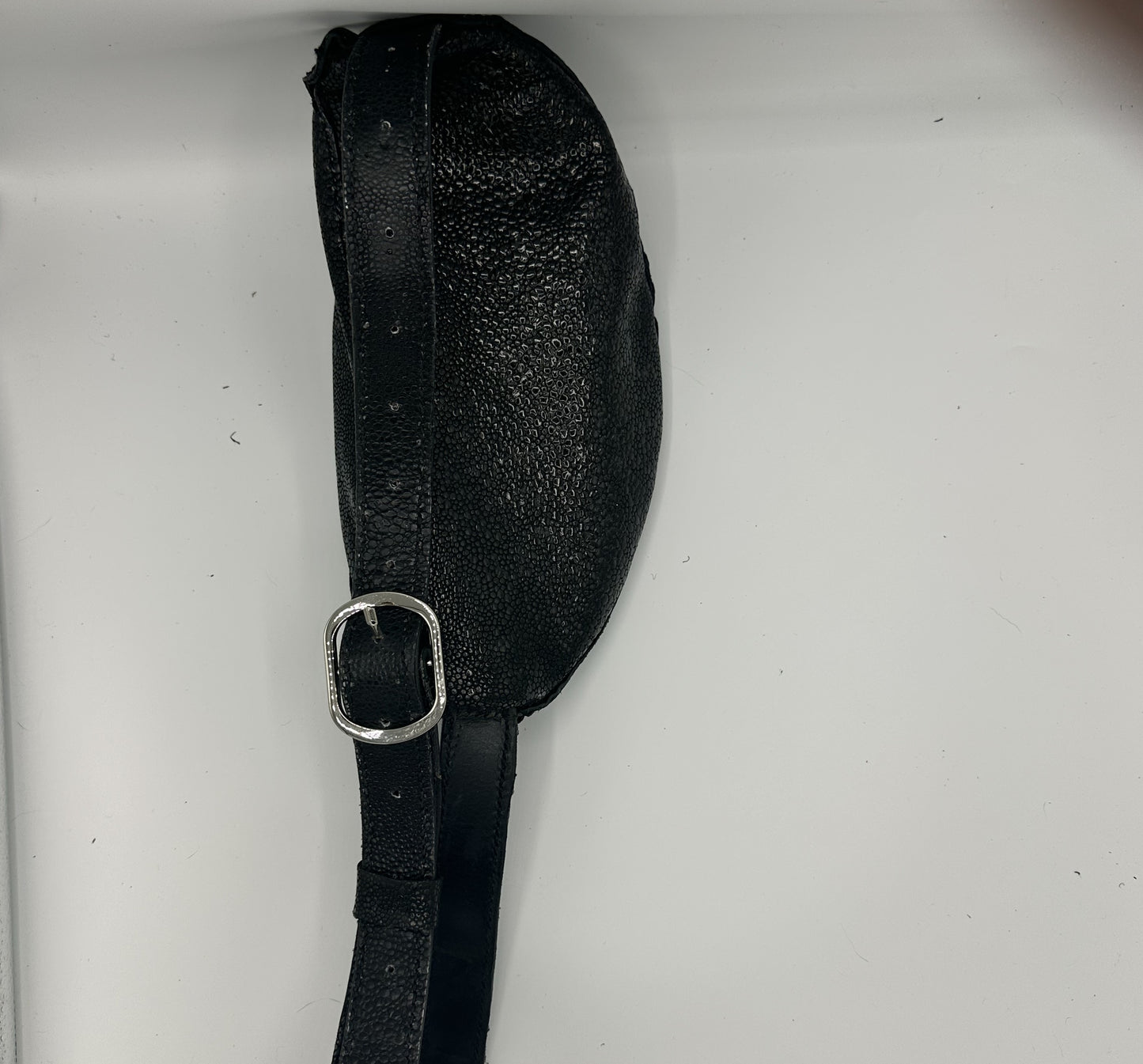 Stingray embossed sling bag/waist bag